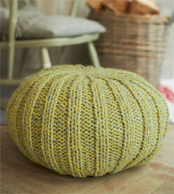 Stylecraft Nordic 8821 Pouf & Bolster